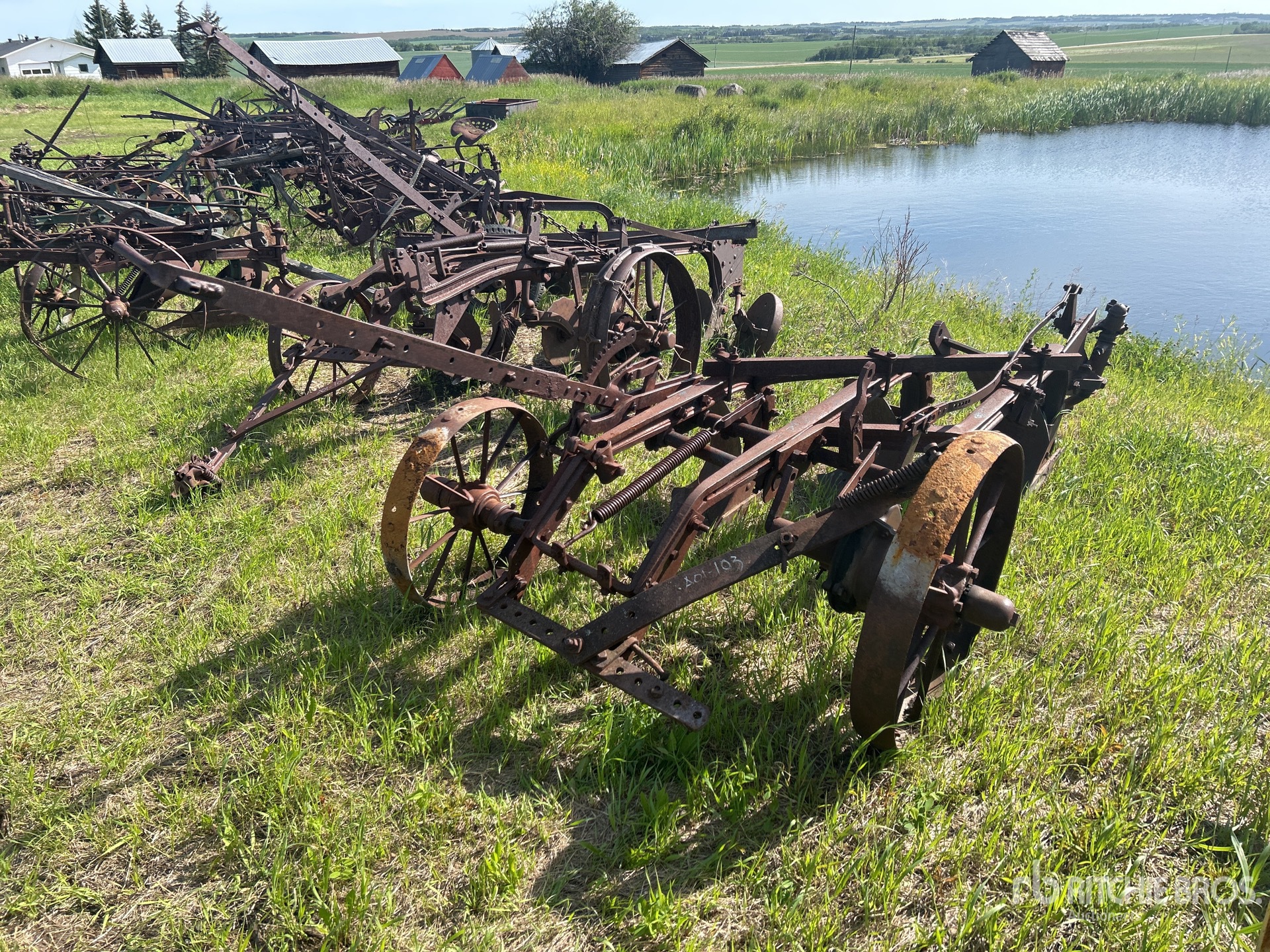 Case 3 Bottom Breaking Plow