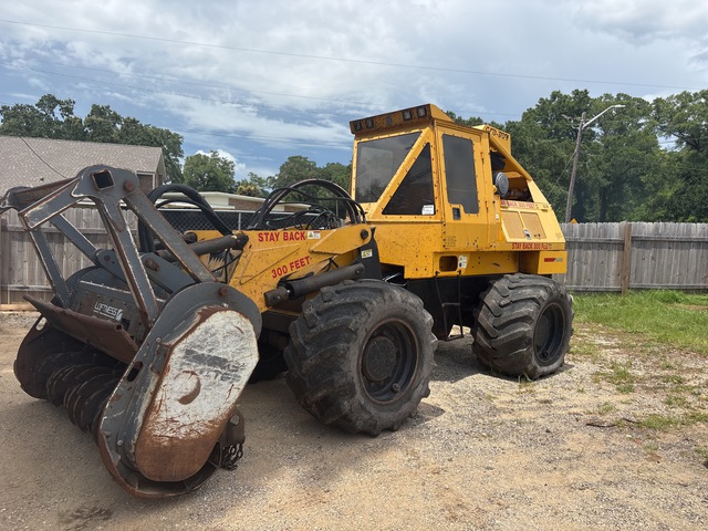 Geo-Boy 4x4 Mulcher Tractor Geo-Boy 4x4 Mulcher Tractor