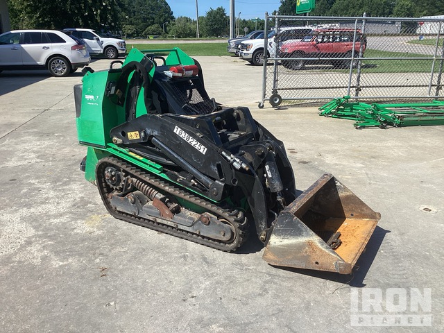 MINI CARGADOR SOBRE ORUGAS COMPACTO 2020 TORO 22327G