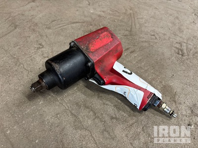 2003 Central Pneumatic Earth Quake Pneumatic 1/2 in Pistola de Impacto