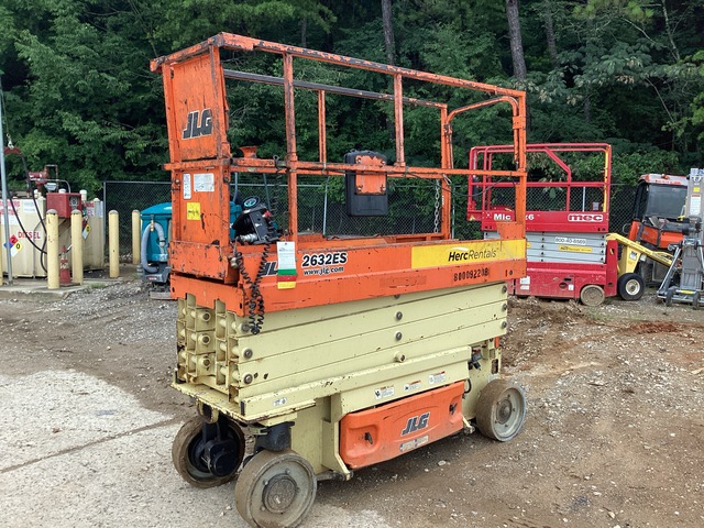 2016 JLG 2632ES