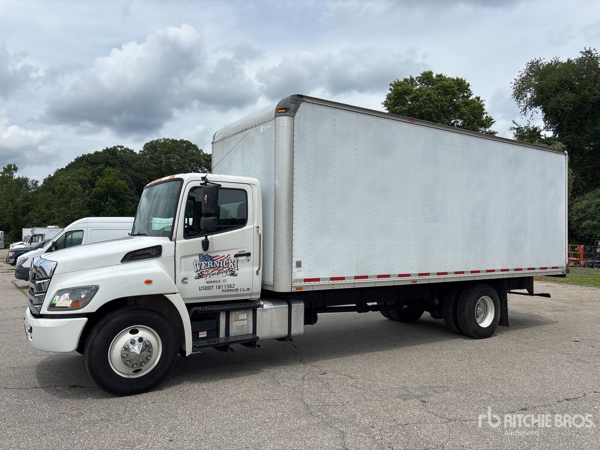 2024 Hino L6 4x2 Van Truck