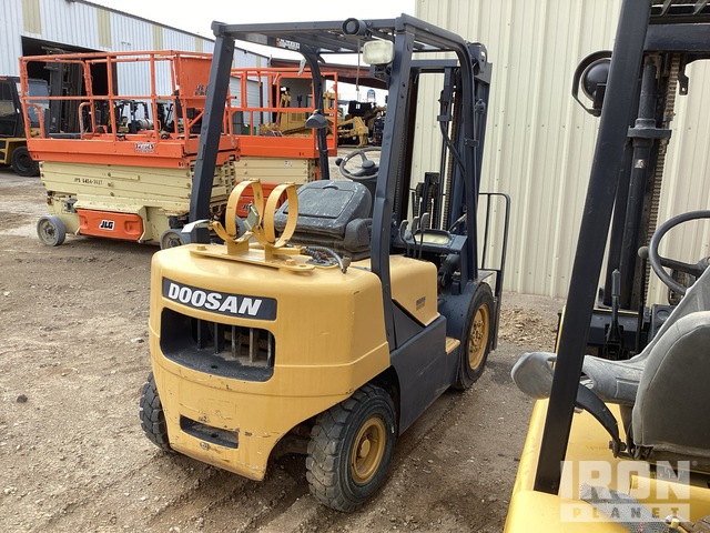 MONTACARGAS 2007 DOOSAN G25P3