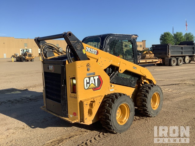 MINI CARGADOR SOBRE RUEDAS 2022 CATERPILLAR 262D3