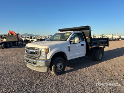 2021 Ford F-350 XL 4x4 Camion à benne