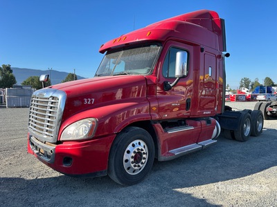2012 Freightliner Cascadia 125 6x4 Cabeza Tractora Cabina Dormitorio