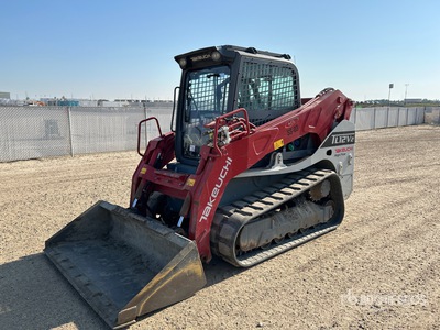 2021 Takeuchi TL12V2 Two-Speed Compact Track Loader