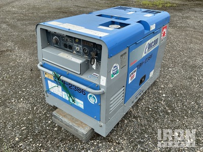 2013 年 Denyo DAW-300LS 300 A Engine Driven Welder