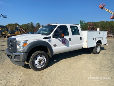 2016 Ford F-550 XL 4x4 Crew Cab Utility Truck