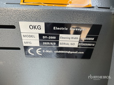 2025 OKG DY-2000 Ride-On Electric Barredora (Unused)