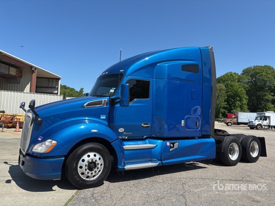 2019 Kenworth T680 6x4 Sleeper Truck Tractor