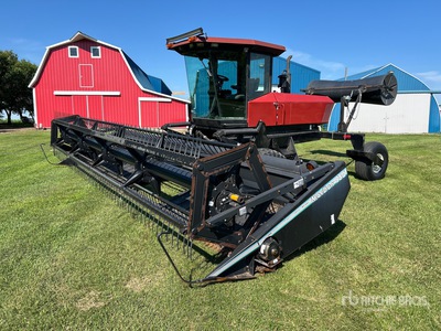 1994 MacDon 9000 25 ft Swather Windrower