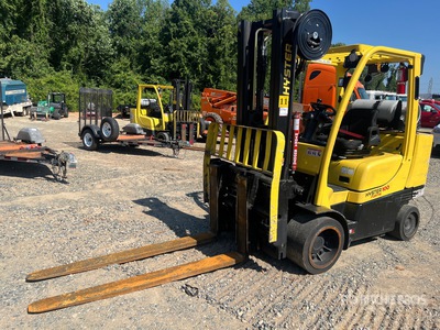2019 Hyster S100FTBCS 9100 lb Cushion Tire Montacargas