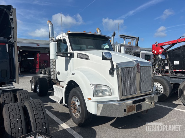 CAMIóN 2016 KENWORTH
