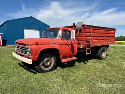 1966 Ford 600 4x2 Grain Truck
