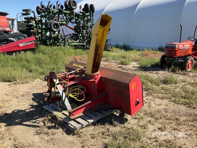 Farm King 800 Schneefräse