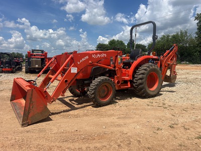 Kubota L3301 HST 4WD Utility Tractor