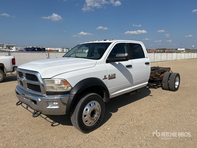 2014 Ram 5500 SLT 4x4 Crew Cab Cabine et châssis