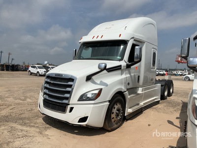 2022 Freightliner Cascadia 126 6x4 T/A Sleeper Truck Tractor (Inoperable)