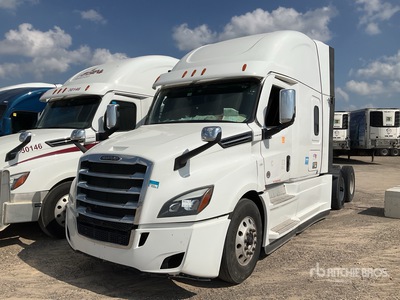 2023 Freightliner Cascadia 126 6x4 Sleeper Truck Tractor (Inoperable)
