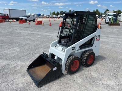 2015 Bobcat S70 Mini Chargeuse à direction à glissement