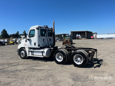 2012 Freightliner Cascadia 125 6x4 T/A Dagcabine Trekker (Inoperable)