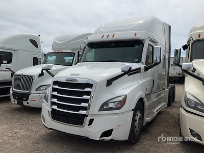 2023 Freightliner Cascadia 126 6x4 T/A Sleeper Truck Tractor