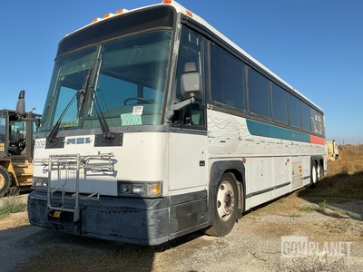 1995 Motor Coach Industries 102-D3 Bus