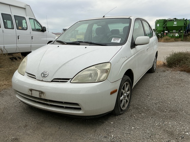 2002 Toyota Prius Hybrid Sedan