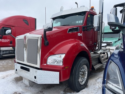 2024 Kenworth T880 Heavy Haul T/A Day Cab Truck Tractor