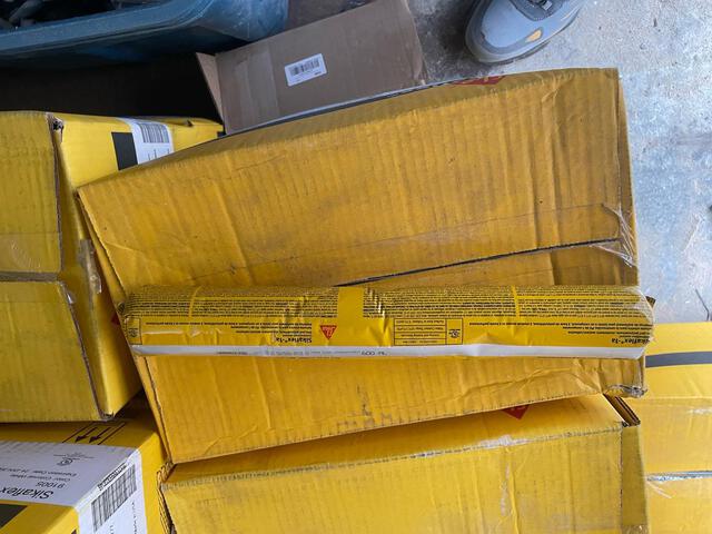 Quantity of (29) Boxes of Sika Sikaflex-1A Textured Sealant (Unused) Quantity of (29) Boxes of Sika Sikaflex-1A Textured Sealant (Unused)