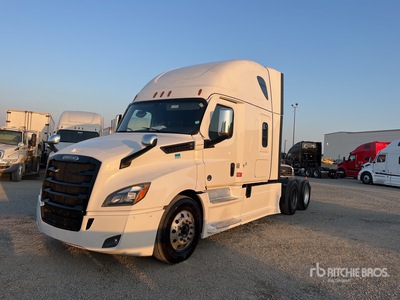 2022 Freightliner Cascadia 126 6x4 T/A Sleeper Truck Tractor