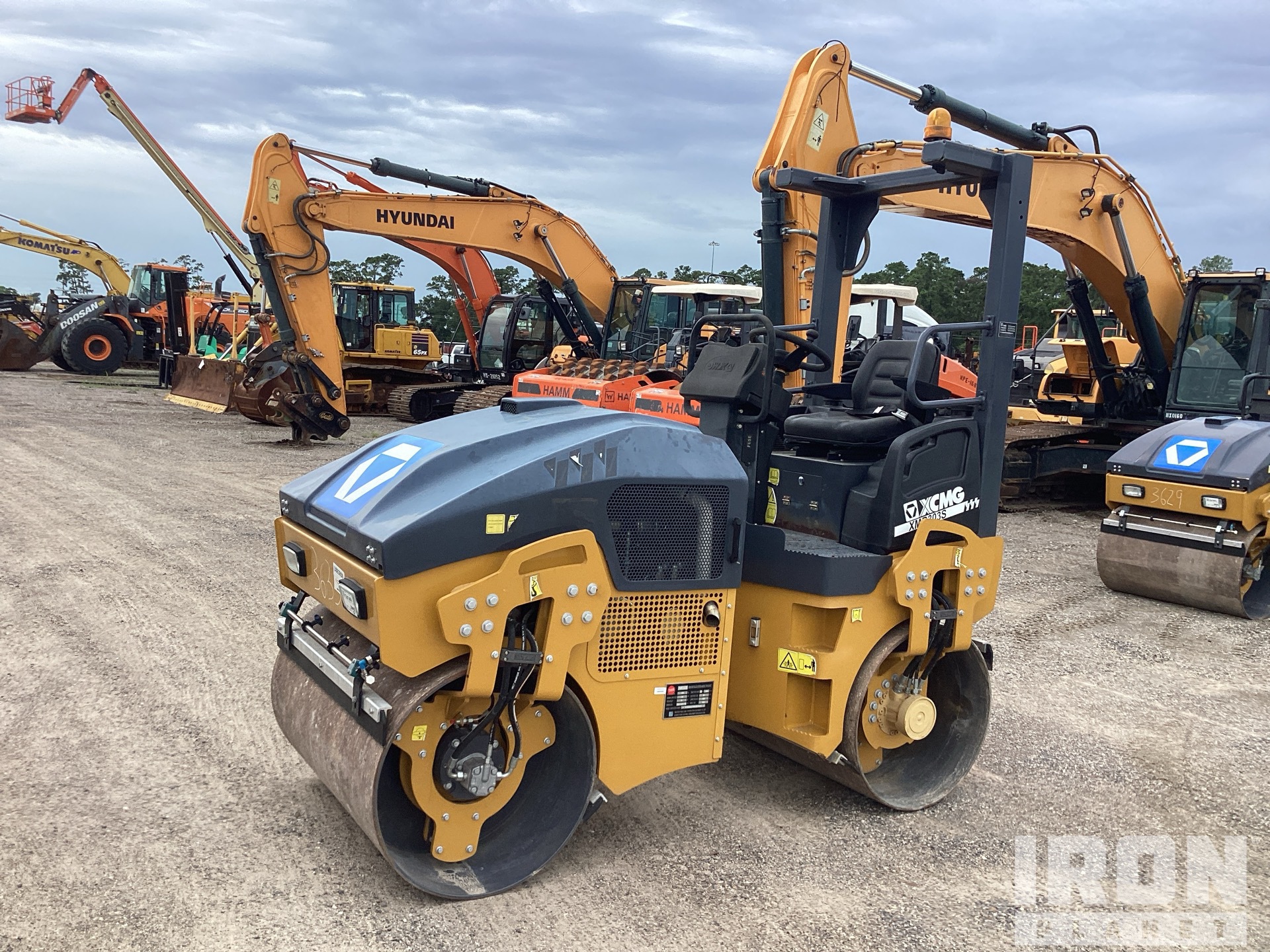 2022 XCMG XMR303S Double Drum Roller
