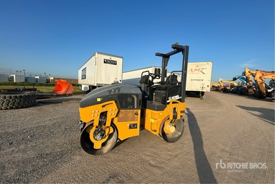 2022 XCMG XMR303S Double Drum Roller