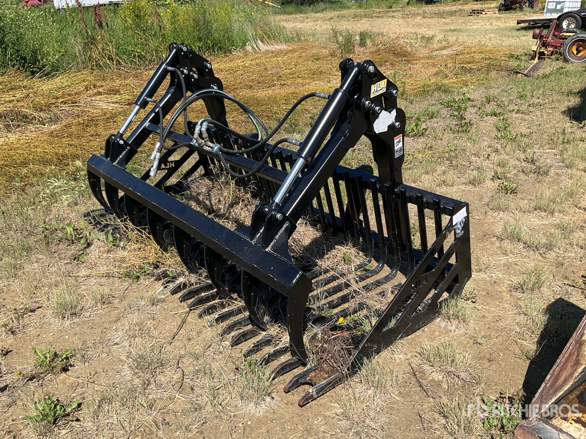 HLA SFR92GR84AO600 94 in Skeleton Grapple Bucket