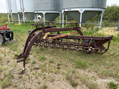 New Holland 55 8 ft Wheel Hay Rake