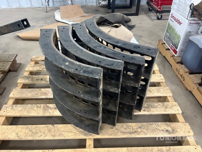 Quantity of (4) Large Grain Combine Concave - Fits Case 9240