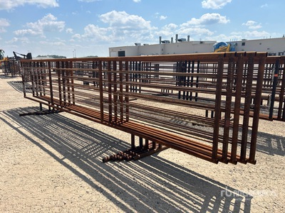 Quantity of (5) 24 ft x 5 ft 5 in Livestock Panel