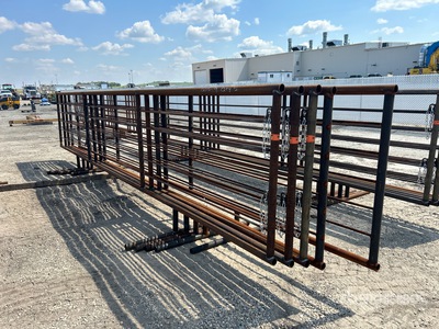 Quantity of (5) 24 ft x 5 ft 5 in Livestock Panel