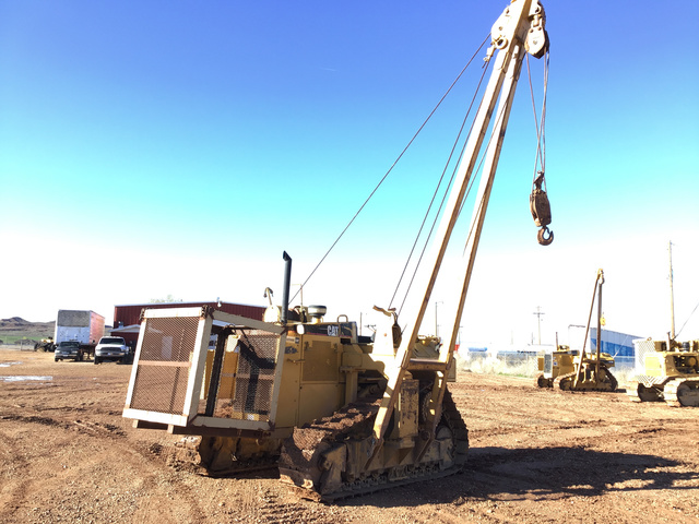 Cat 561M Pipelayer