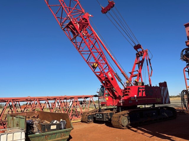 2007 Manitowoc M12000 1100 ton Lattice-Boom Crawler Crane 2007 Manitowoc M12000 1100 ton Lattice-Boom Crawler Crane