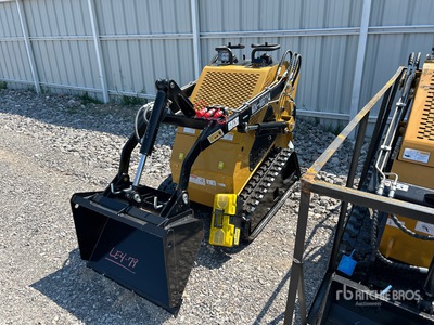 2025 AGT MX-MRT14 を見 Compact Track Loader (Unused)