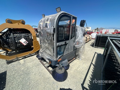 2025 OKG ZY-2300 Ride-On Barredora (Unused)