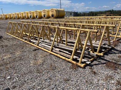 Quantity of (2) 30 Ft Piperacks