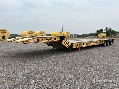 2013 Gerrys 30618 kg 56 ft Tri/A Folding Neck Trailer