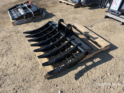 2025 Warrior WBRC07-1200 47 in 6-8T Baggerrechen - Fits Cat 307 (Unused)