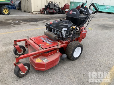 2023 Toro Turf Tracer Cortacéspedes