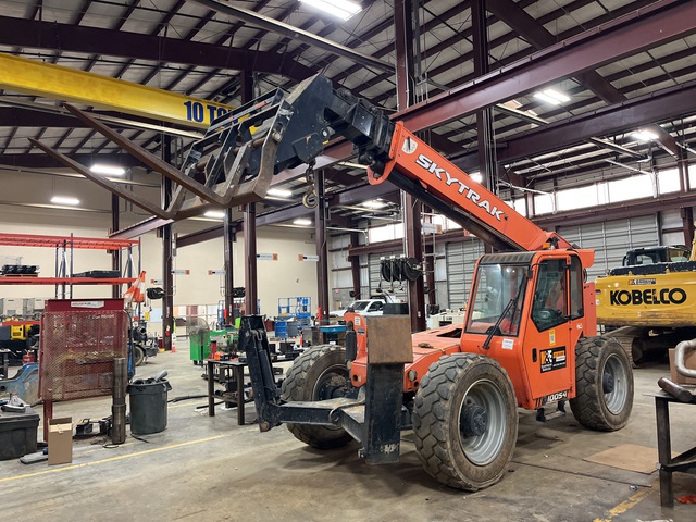 2019 SkyTrak 10054