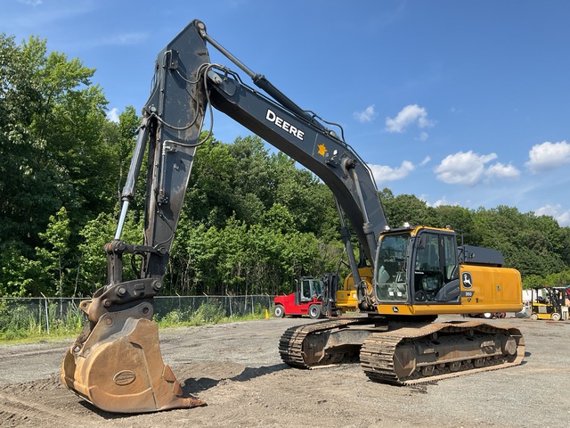2023 John Deere 350 P-Tier Tracked Excavator