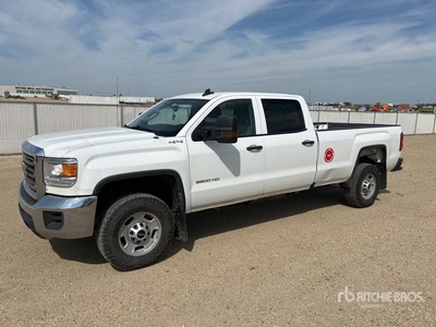 2019 GMC Sierra 2500 4x4 Extended Cab Pickup